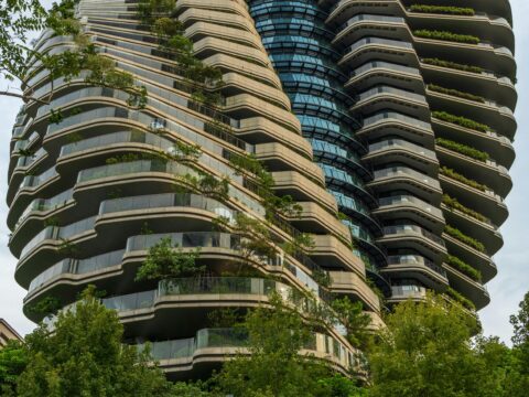 Avoid scams when buying luxury apartments with crypto