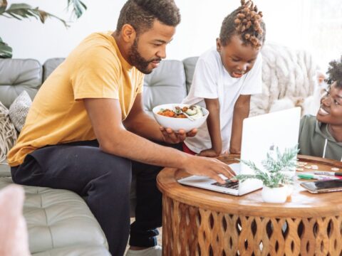 Balancing Family Values with Financial Planning: A Practical Guide for Parents
