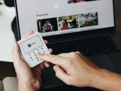 The Invisible Ledger: How Digital Banking Transforms Personal Finance Management